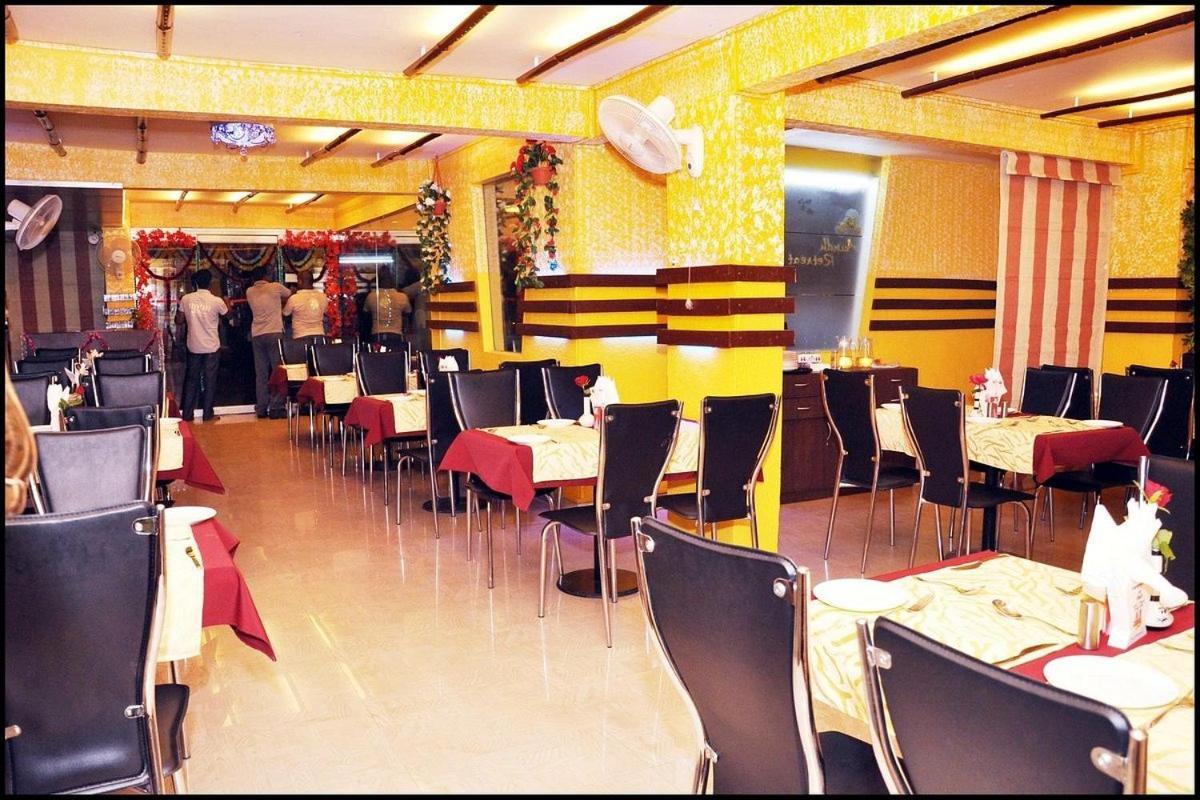 Fabexpress The Paradise Pune Exterior photo
